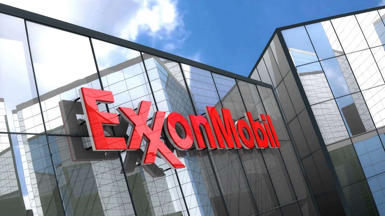 Amid Restructuring, ExxonMobil to Cut 2,000 Jobs, Chevron 20% of Workforce, BP 25%