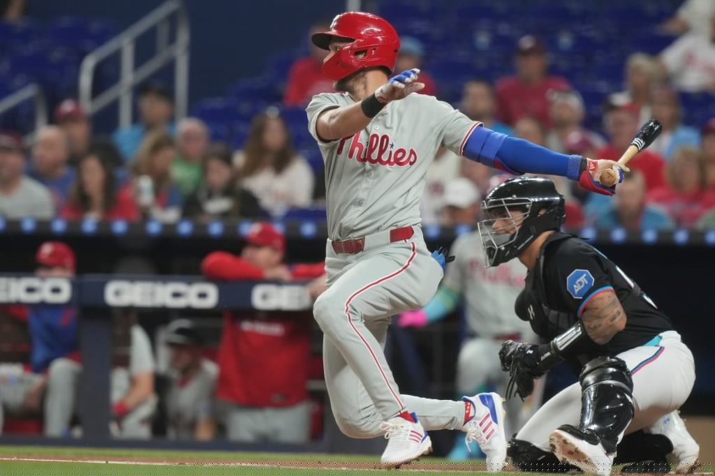 Phillies Notebook: Turner, Sosa look at live pitching on roads to recovery