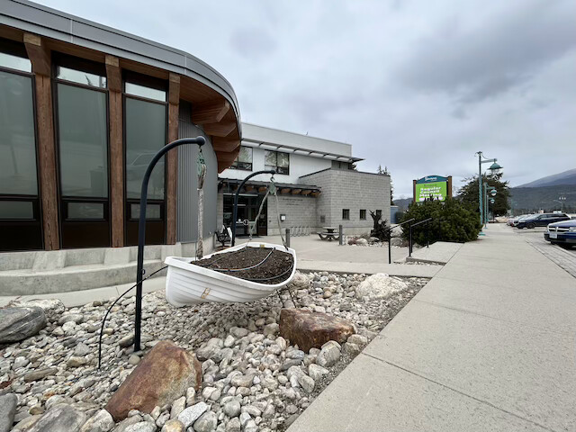 Sicamous council seeking to speed up foreshore lease renewal lag causing 'uncertainty' (Salmon Arm)