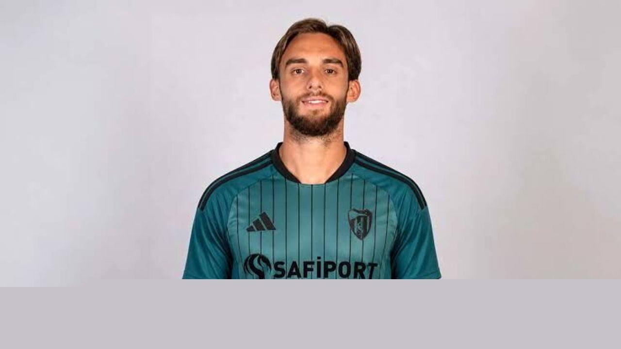 Kocaelispor Berkan Kutlu’yu Kadrosuna Kattı