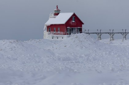 Arctic air remains locked in across Michigan, when will it end?
