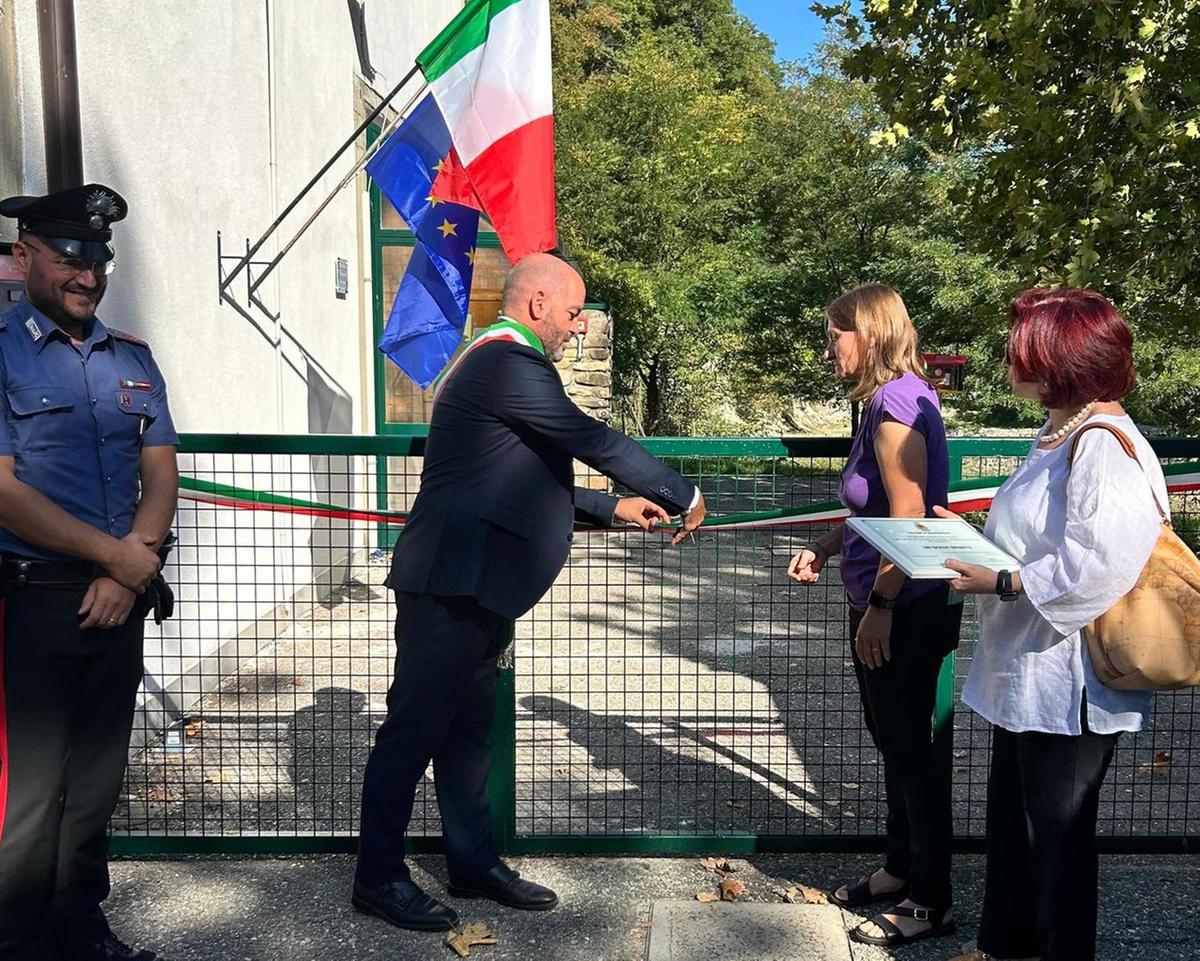 Riapre la scuola materna ristrutturata ’dal basso’