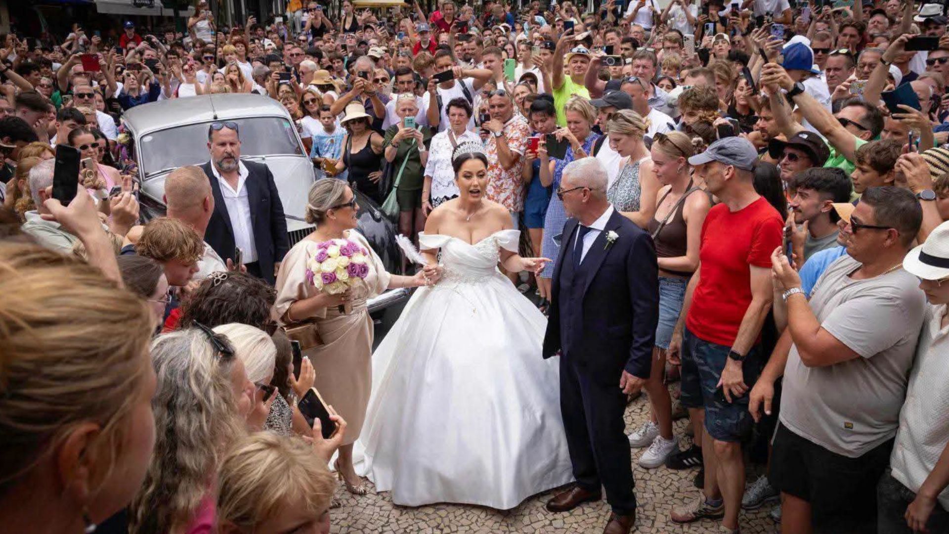 Cristiano Ronaldo Wedding Chaos: 2,000 Fans Gather In Madeira, Mistake Bride For Georgina Rodriguez