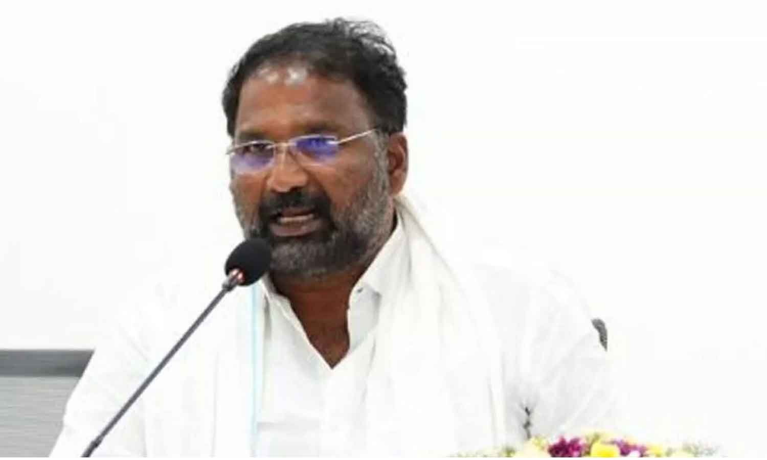 Govt to honour Panduga Sayanna’s legacy: Vakiti