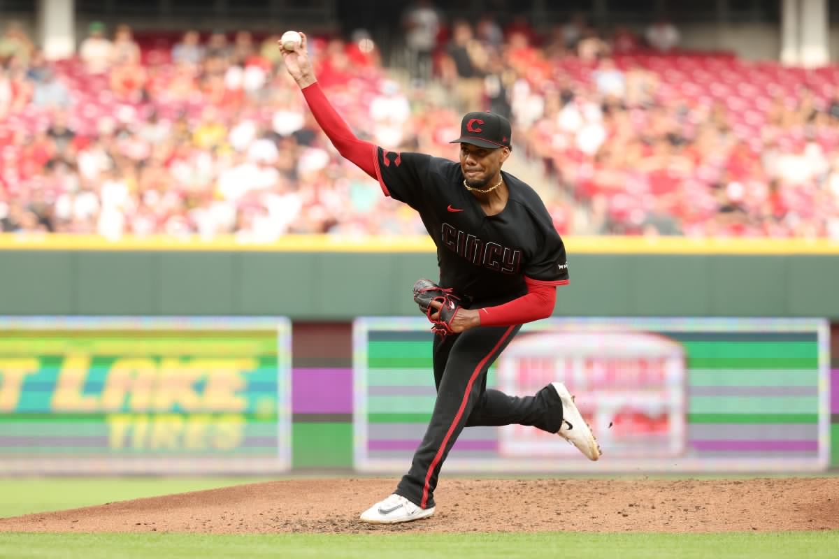 Reds Place Young Star Pitcher Back on Injured List