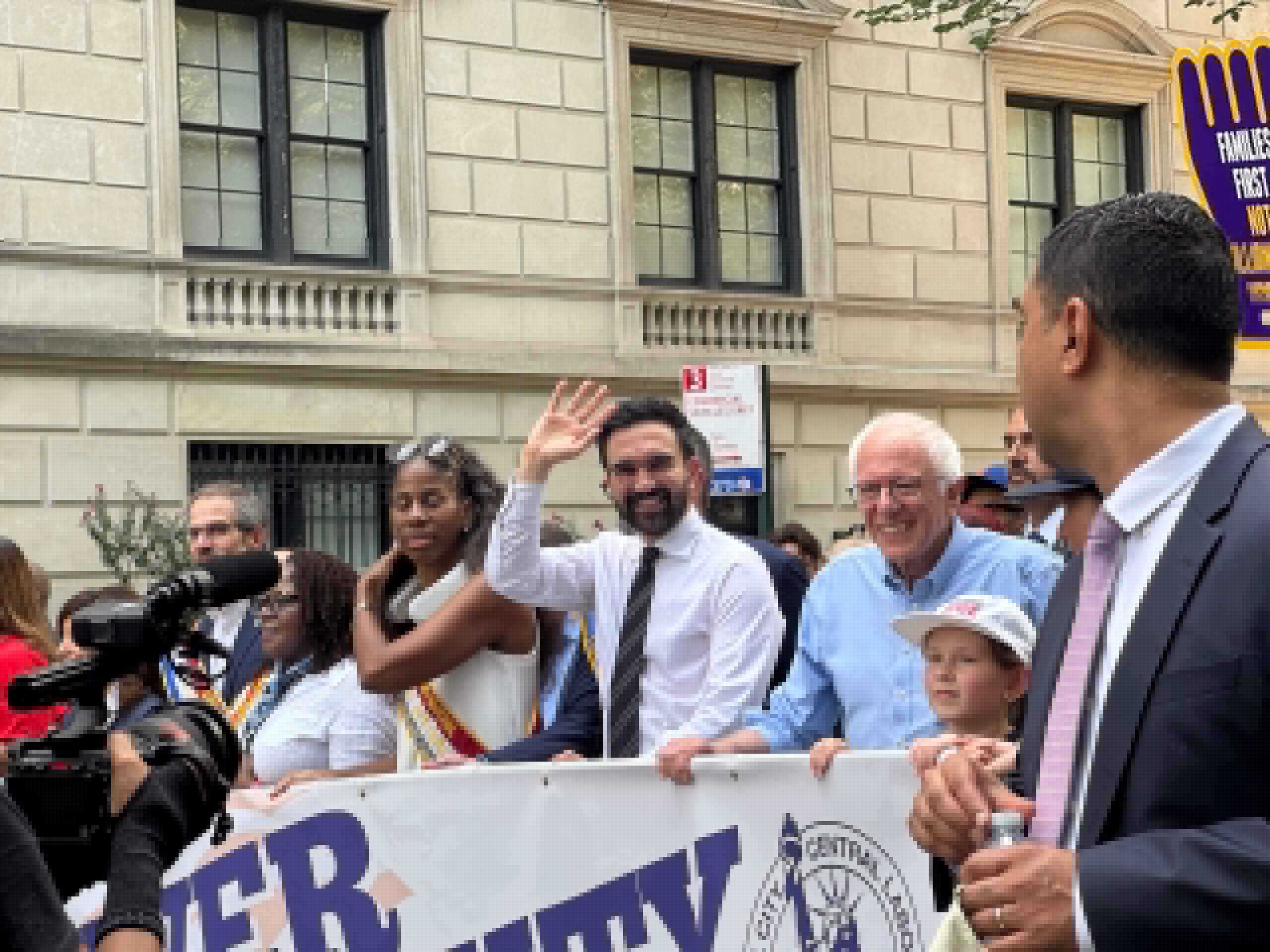 ‘The future of the Democratic party’: Mamdani joins Sanders to ‘fight oligarchy’