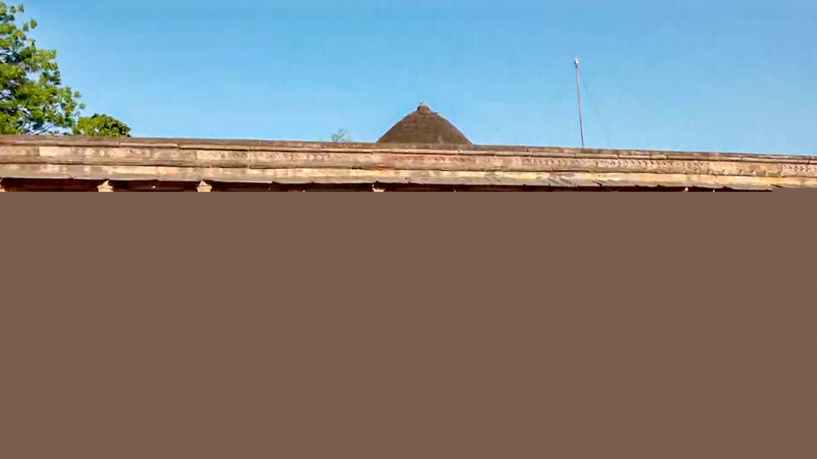 SC allows Friday prayers at dargah land near Dhar’s Bhojshala