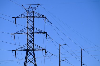 Power returns to more than 4,000 customers in Lafayette, Louisville areas