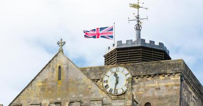 This is why Romsey Abbey is unable to fly flags for the next few months