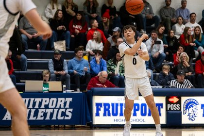 OK Silver showdown headlines Muskegon-area hoops roundup for Jan. 28