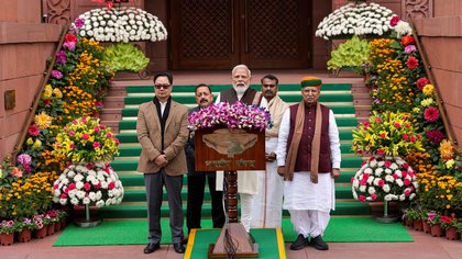A comprehensive picture  of India’s Reform Express: PM on Economic Survey