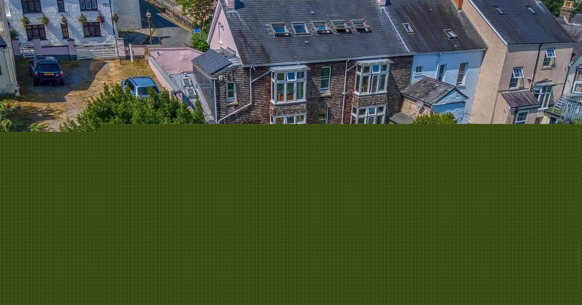 Historic six-bedroom home with 'exceptional charm' on market for £600,000