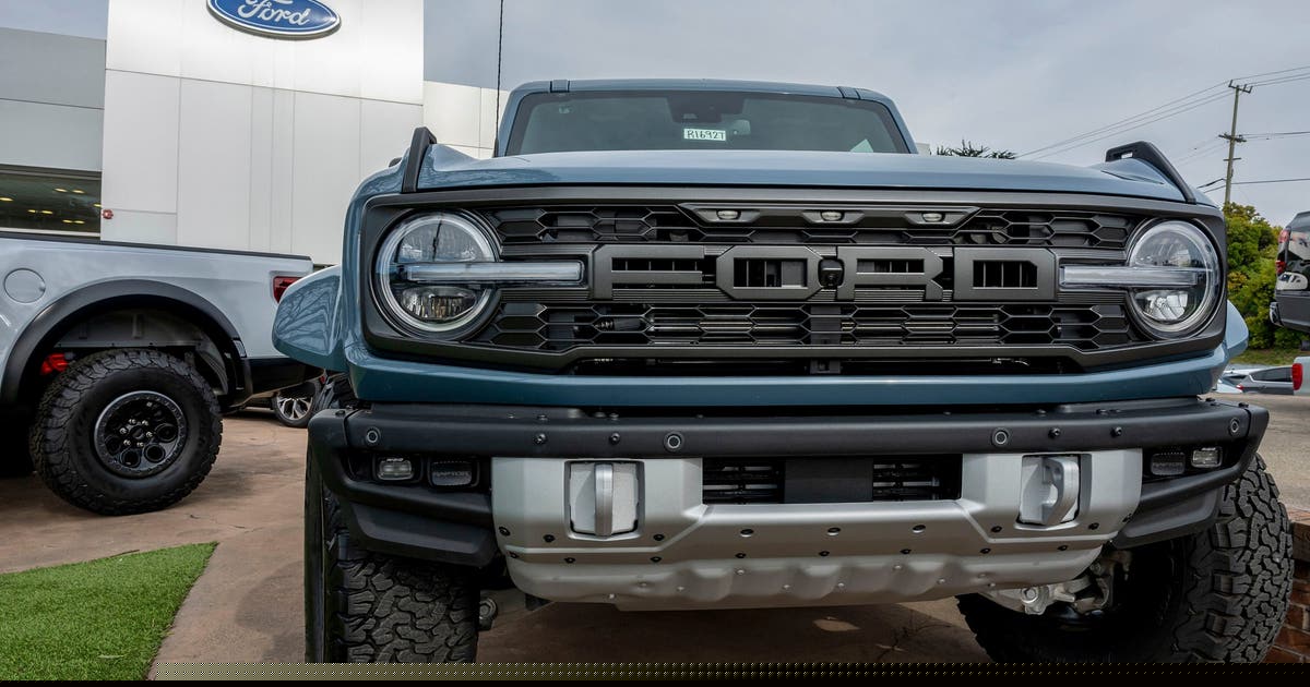 More than 500K Ford SUVs recalled over risk of engine fire