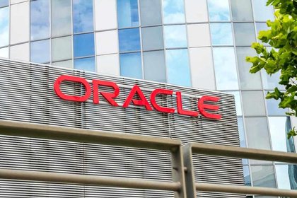 Analysts Issue a Key Warning on Oracle Stock: Sell Now