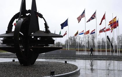 Senior diplomat sees NATO actually preparing for conflict with Russia