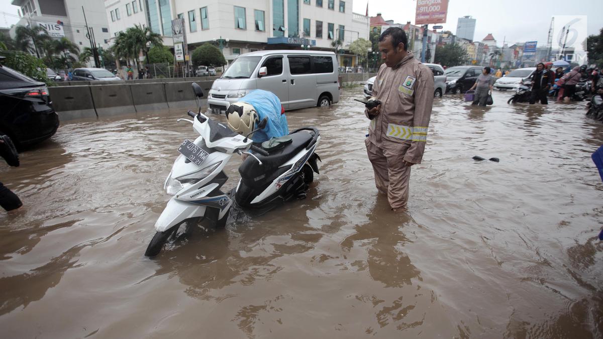 Pagi Ini, 18 Wilayah di Jakarta Dikepung Banjir