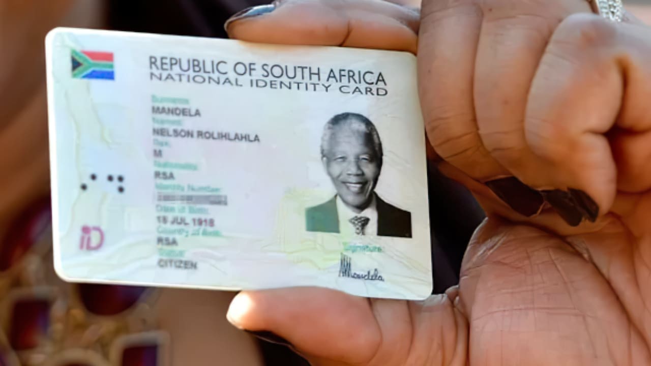 Home Affairs smashes Smart ID record in 2025