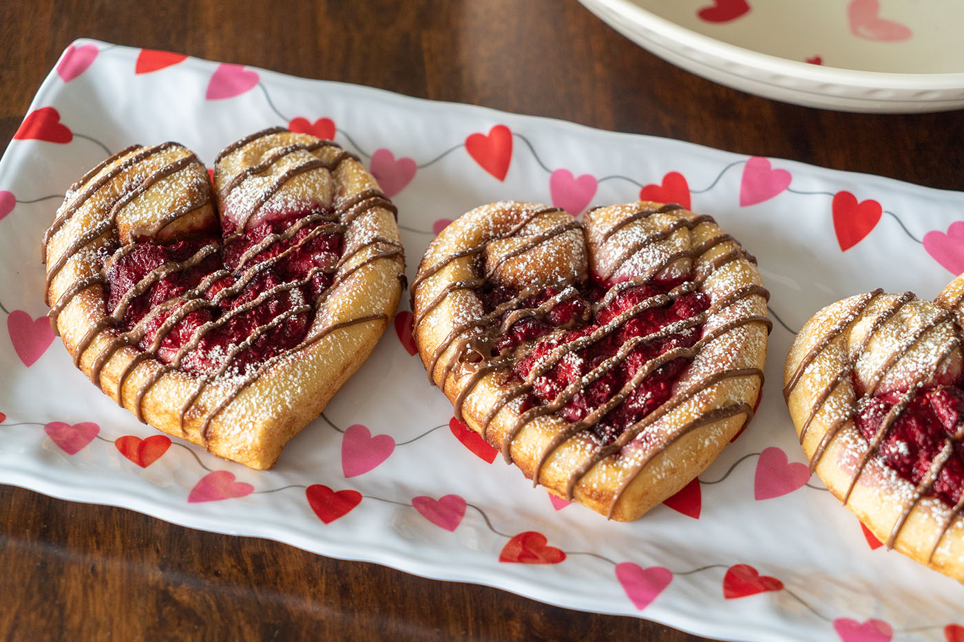 Heart-shaped cinnamon rolls you don’t have to make from scratch