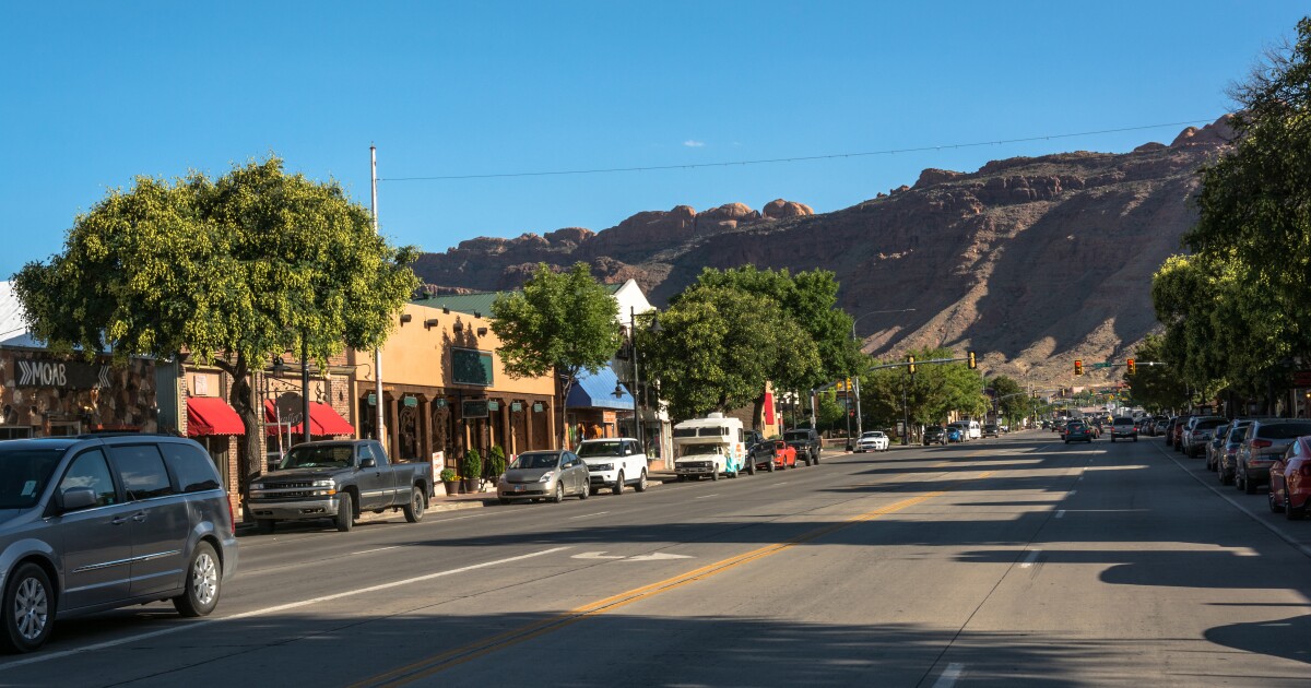 Utah DABS opens new Southern Utah liquor store