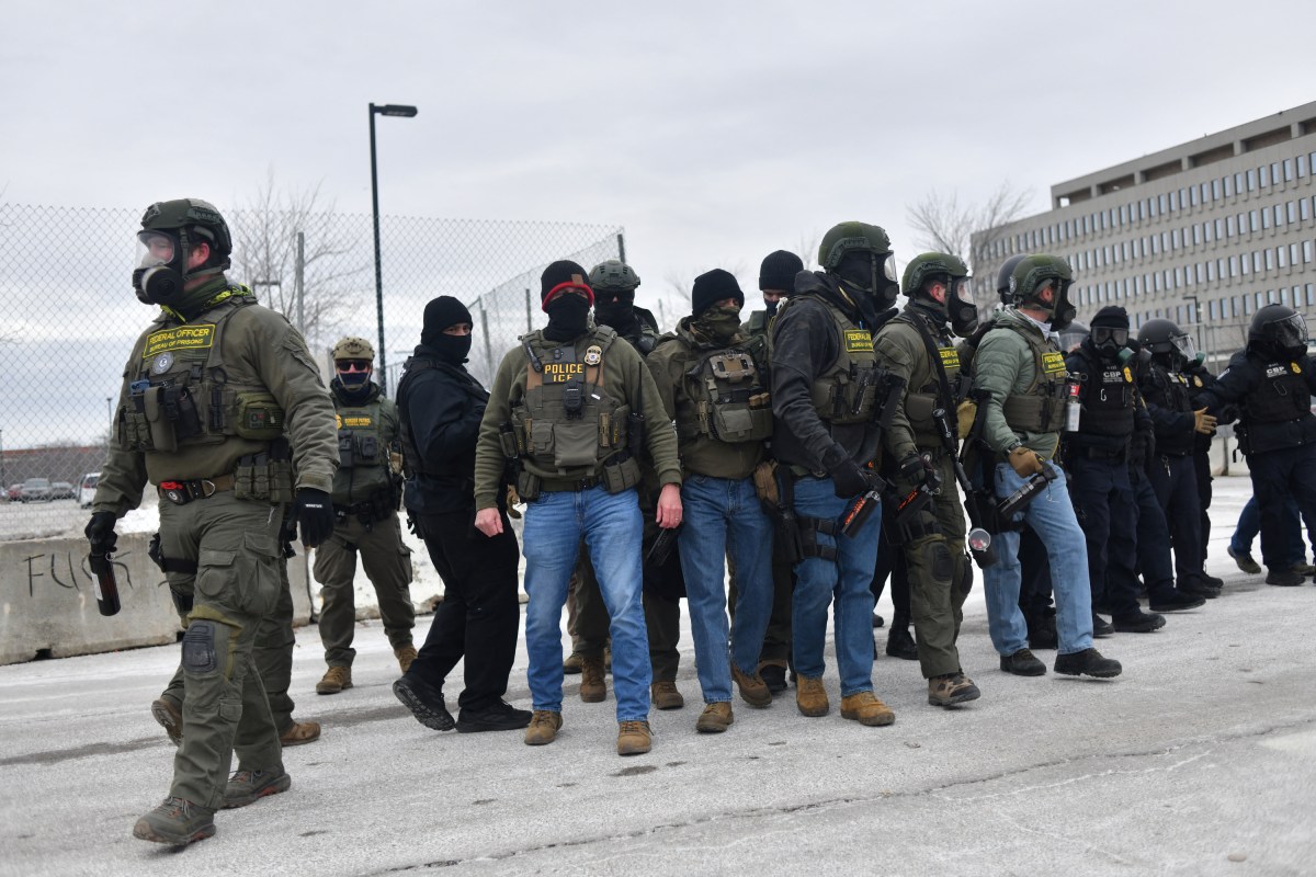 Minnesota ICE Agent Says Officers Need to Be Held Accountable
