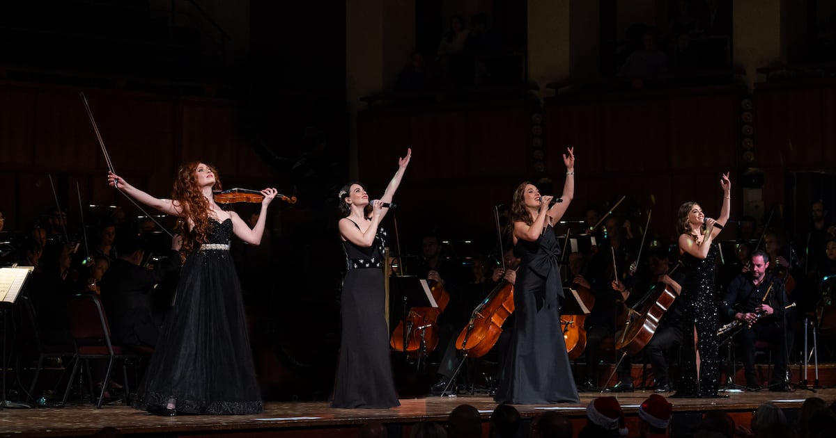 Celtic Woman, comedians to perform at Hollywood Casino Joliet