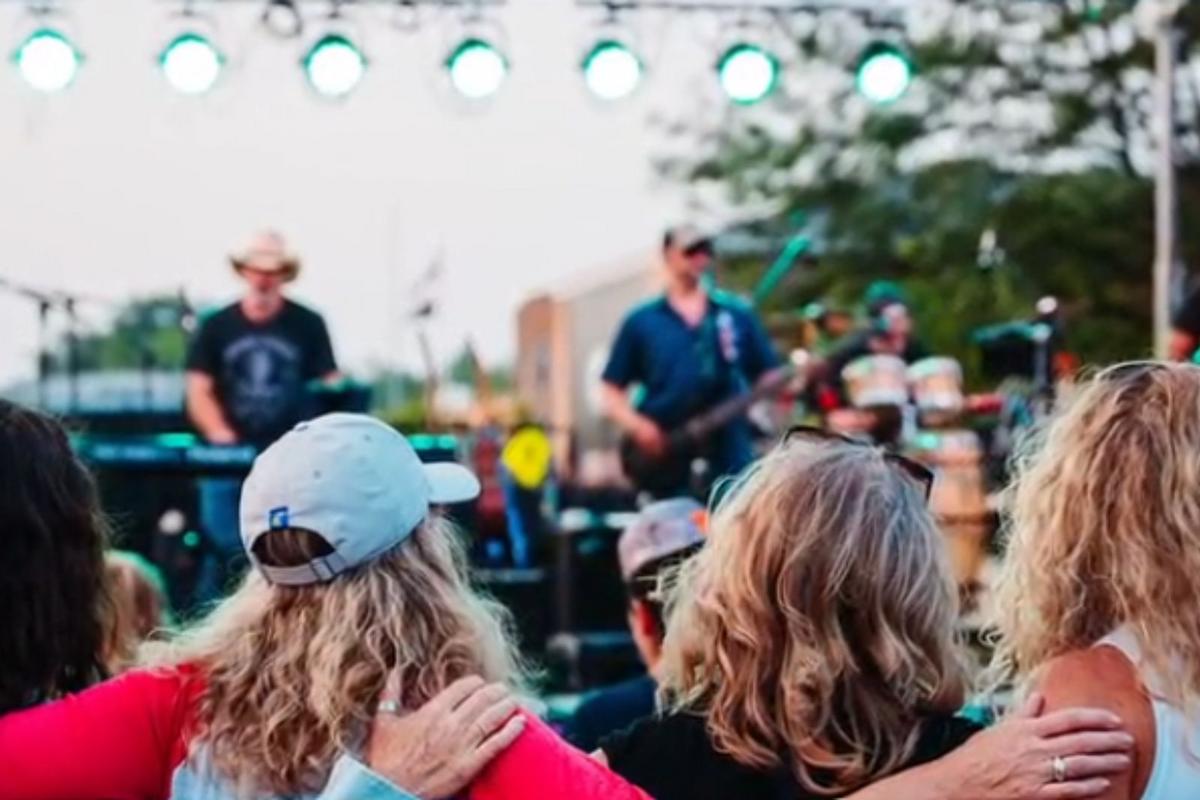 Brookings Is Turning Main Avenue Into A Free Outdoor Party Thursday Nights In August