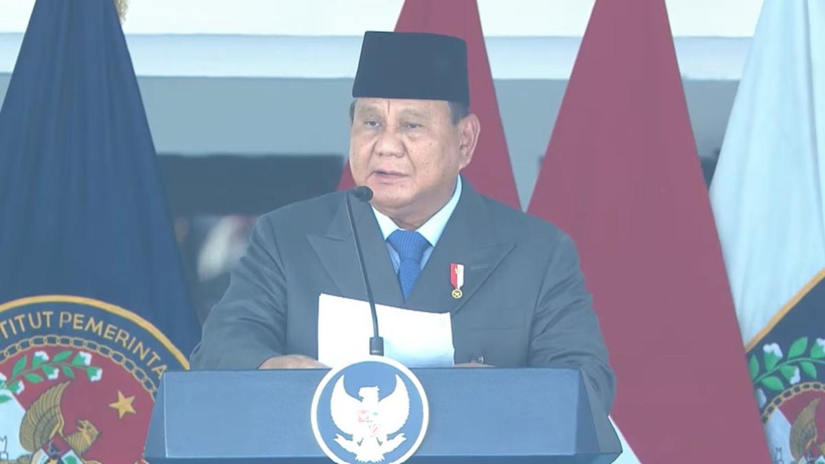 Prabowo ke Lulusan IPDN: Rakyat Tak Butuh Birokrasi Berbelit