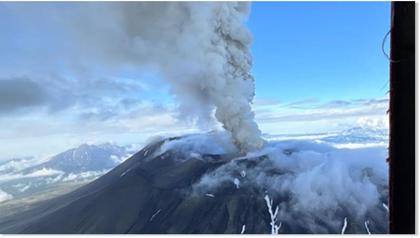 BEST OF THE WEB: Russia: Kamchatka's Krasheninnikov volcano erupts for the first time in 600 years