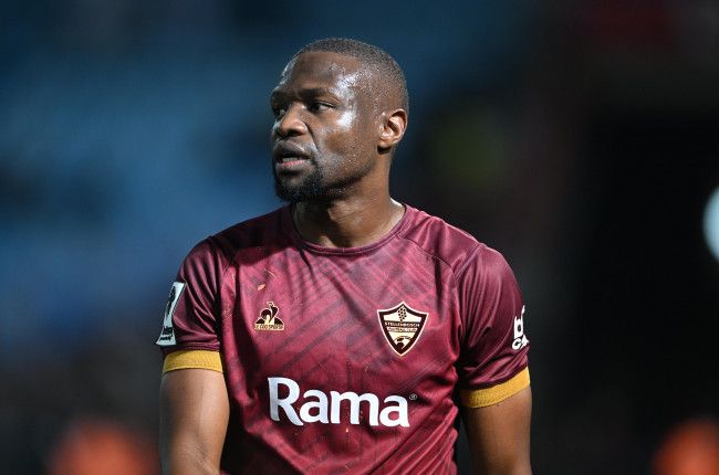 What happened between Chiefs & Mabasa?