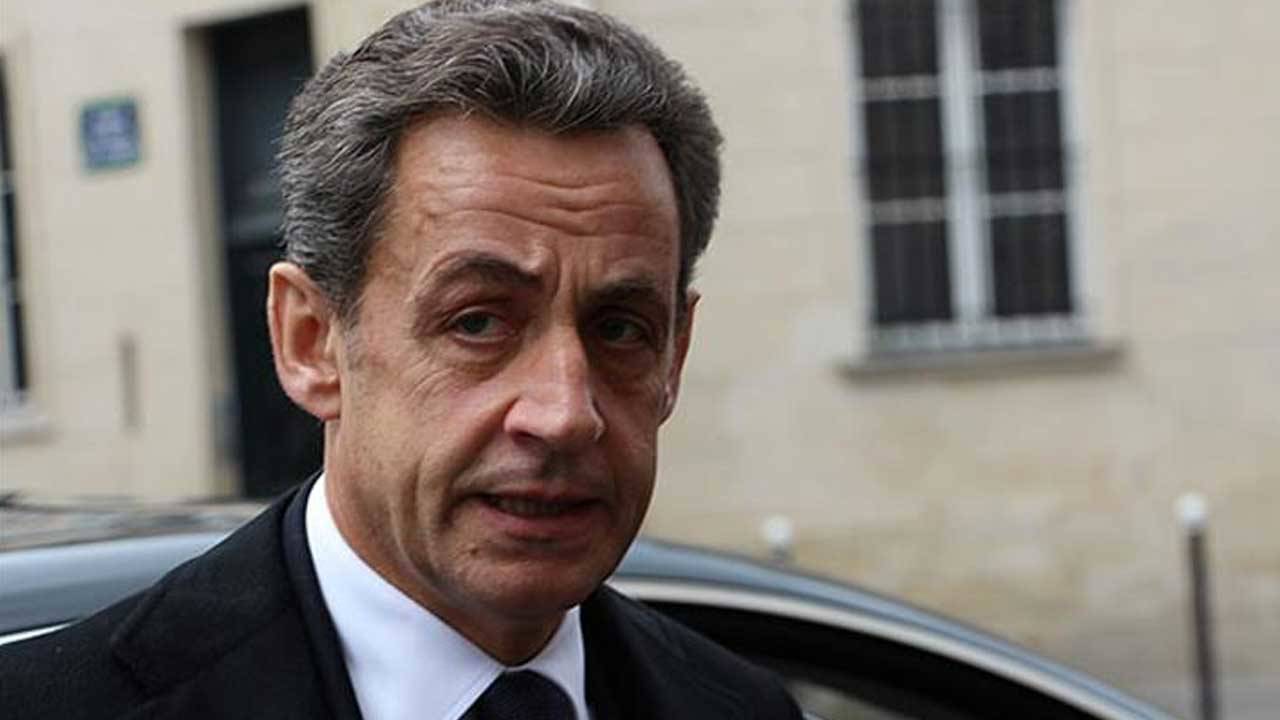 Eski Fransa Cumhurbaşkanı Sarkozy "yargıyı itibarsızlaştırdığı" gerekçesiyle şikayet edildi