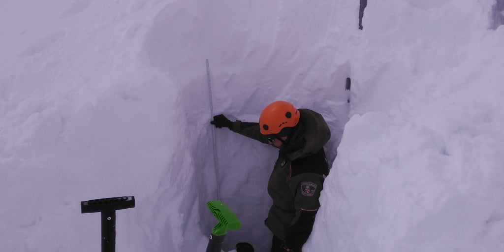 Muere un esquiador y otro está ingresado en la UCI por un alud fuera de pistas en el Pirineo aragonés