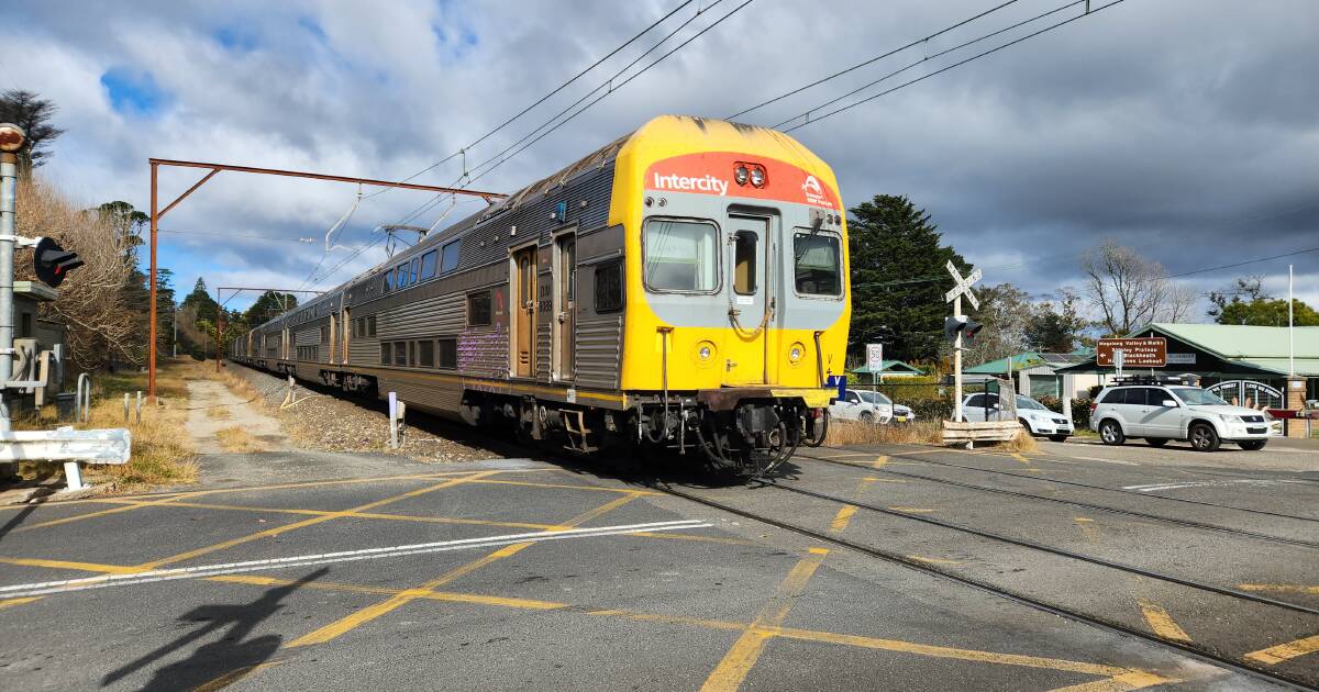 End of a 55-year journey: how to catch the final V-set train to Sydney