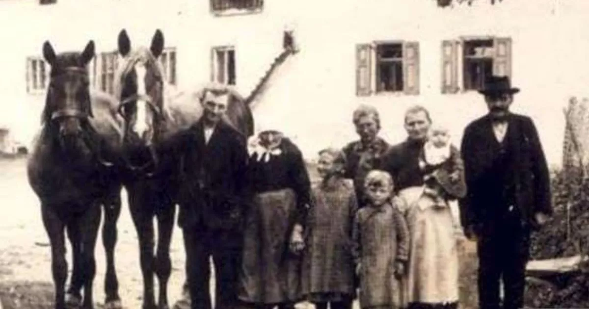Horrifying murder of entire family with gruesome weapon as killer lived with corpses for days