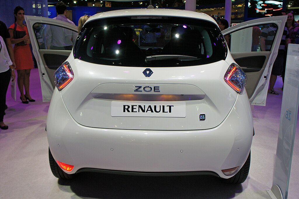 Renault Plans 3,000 Job Cuts Under Cost-Saving "Arrow" Plan