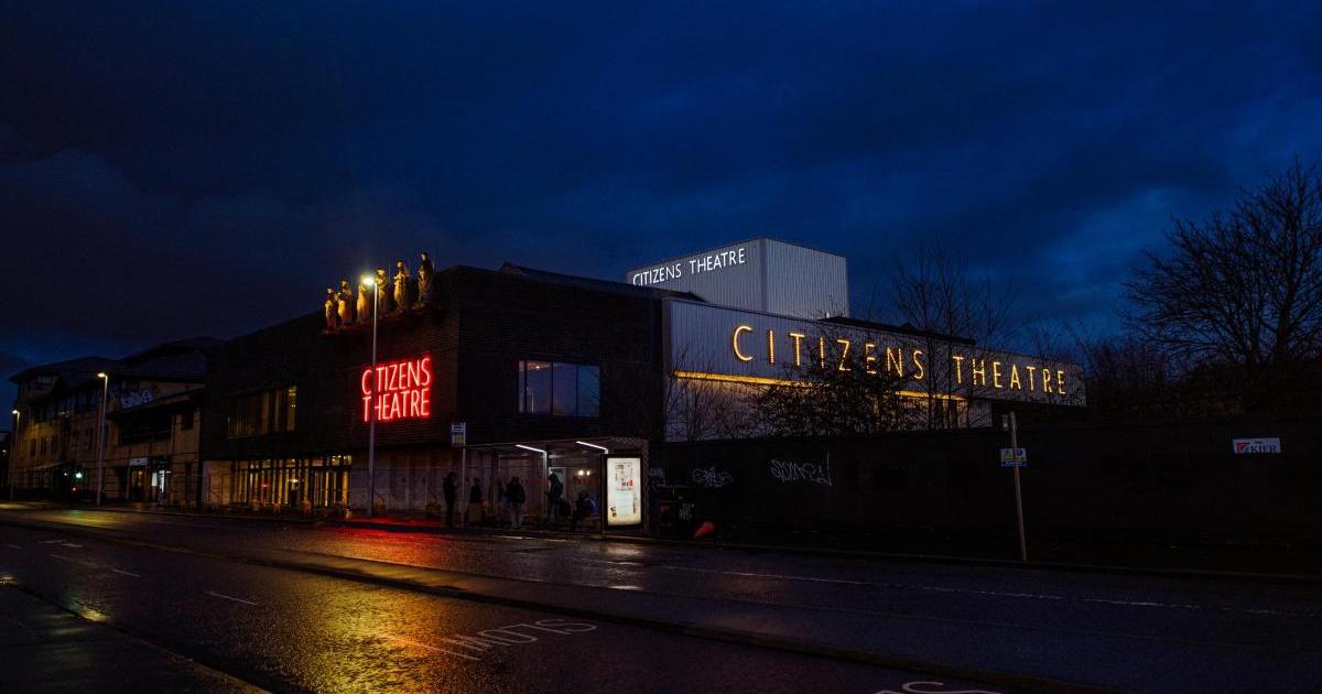 Glaswegian comedy star returns home with brand new stand-up show this summer