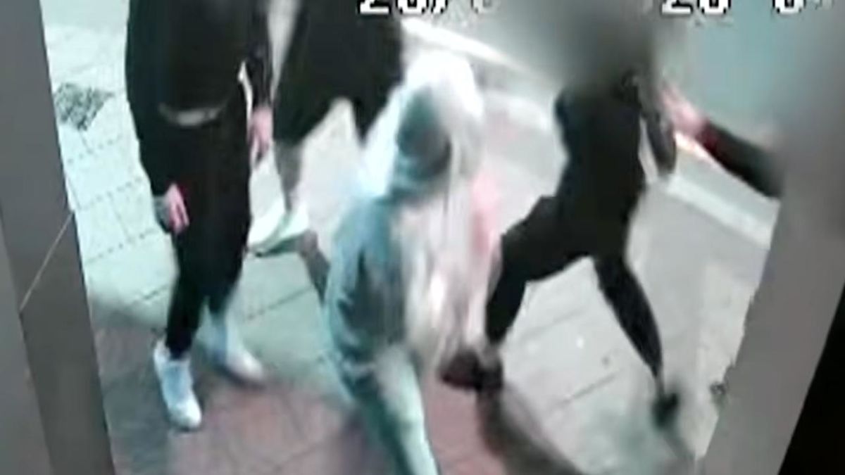 Teen stabbed in head on busy street