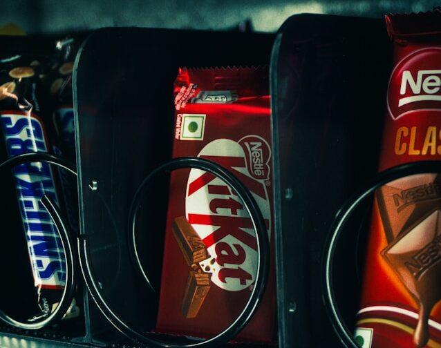 Egyszerűbb összetevőnevekkel oszlatná az „ultrafeldolgozott” élelmiszerekkel kapcsolatos félelmeket a Nestlé