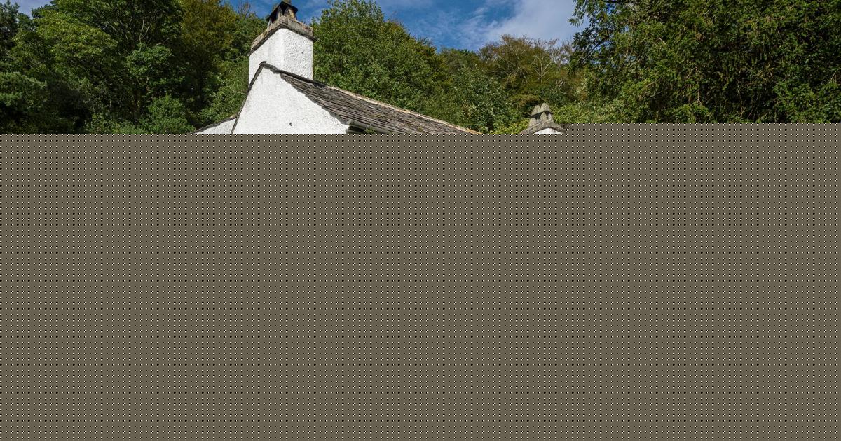 Three rare William Wordsworth letters bought at auction to go on display