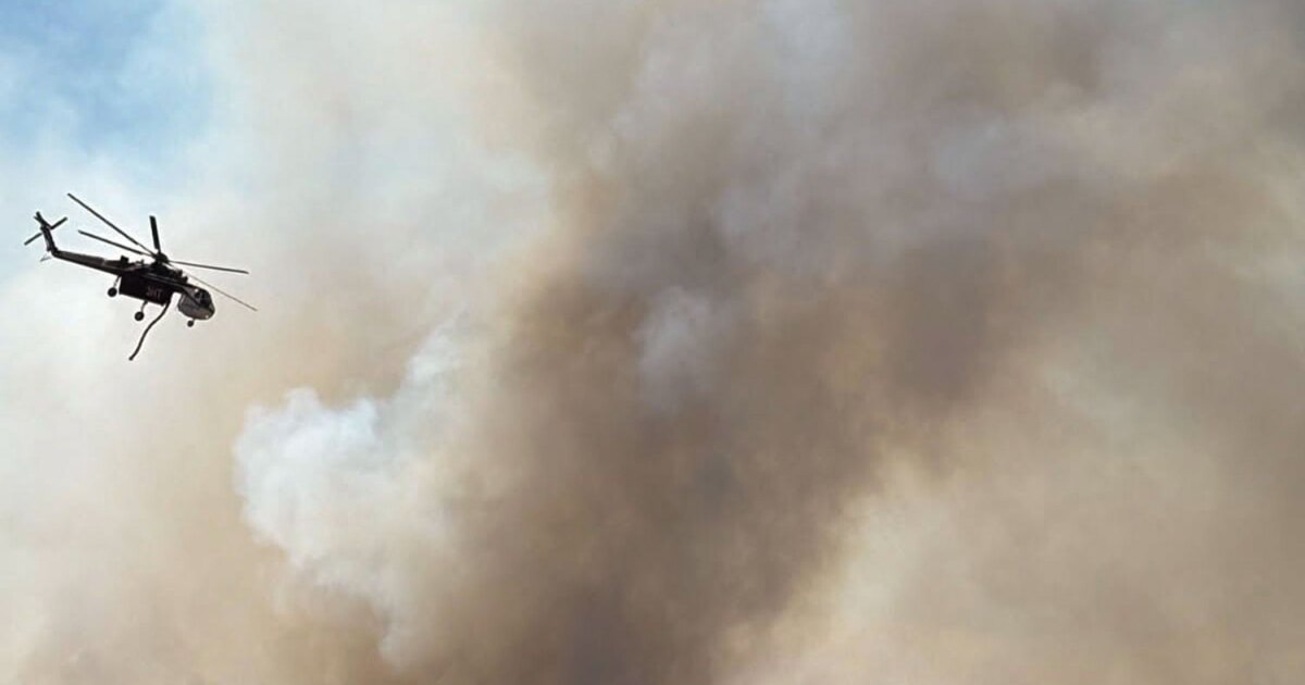 Pilots of helicopter that crashed while fighting Widemouth 2 Fire are dead, officials say