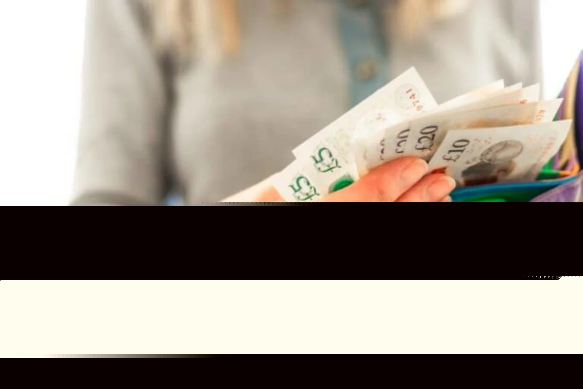 Fancy aiming for a £6,622 second income without working for it? Here’s 1 idea!