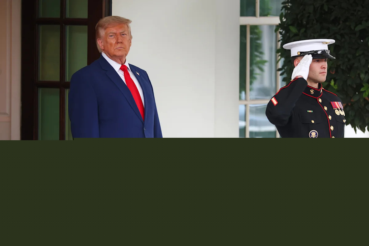 Trade lawyers say to take Trump's latest tariff threat on Canada seriously: 'Don't bet' on talks to avert them