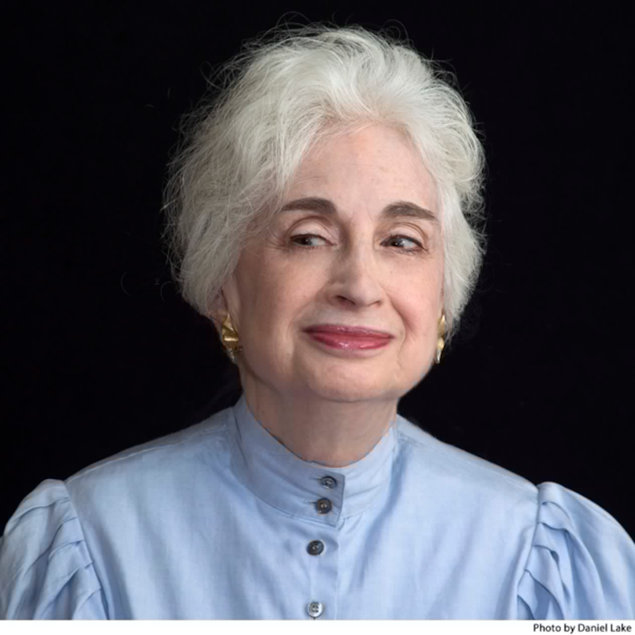 Miss Manners: I addressed my congressional representative in a coffeeshop and I’m embarrassed