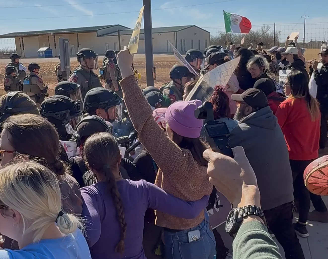 DPS troopers clash with protesters outside South Texas ICE detention facility