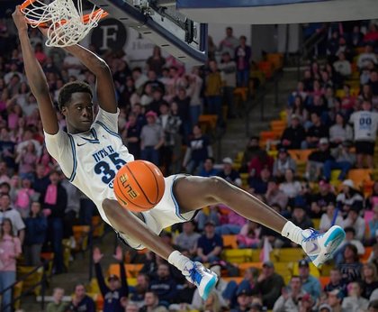 ‘Just keep shooting’: Utah State beats Wyoming 94-62 in ‘pinkout’ game