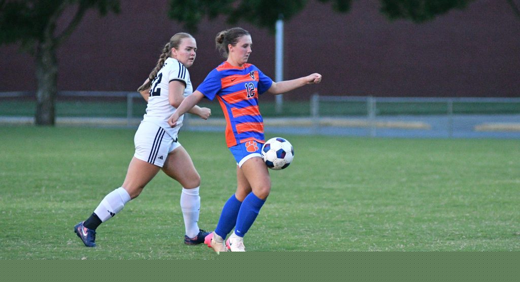 Murray Scores Late to Win Final Tune-up Over Christian County