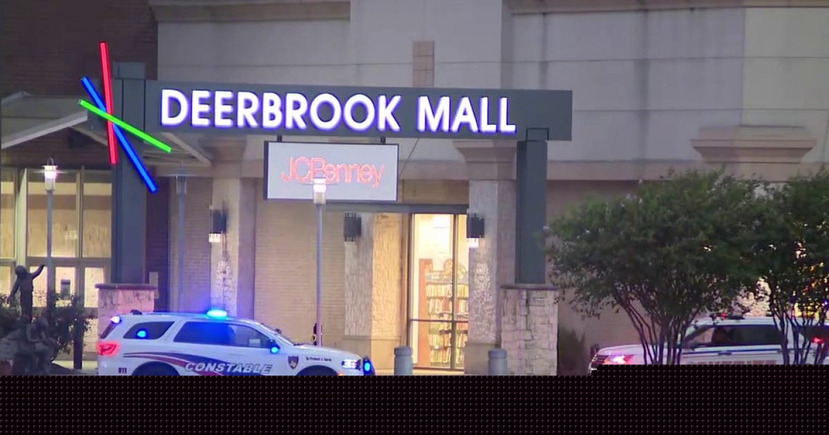 Shooting reported at Deerbook Mall in Humble