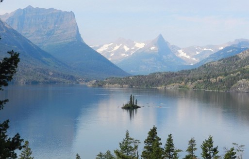 Lethbridge couple’s 54-year tradition hits a $100 roadblock at Glacier National Park