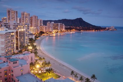7 Romantic Spots in Hawaiʻi Perfect for Couples