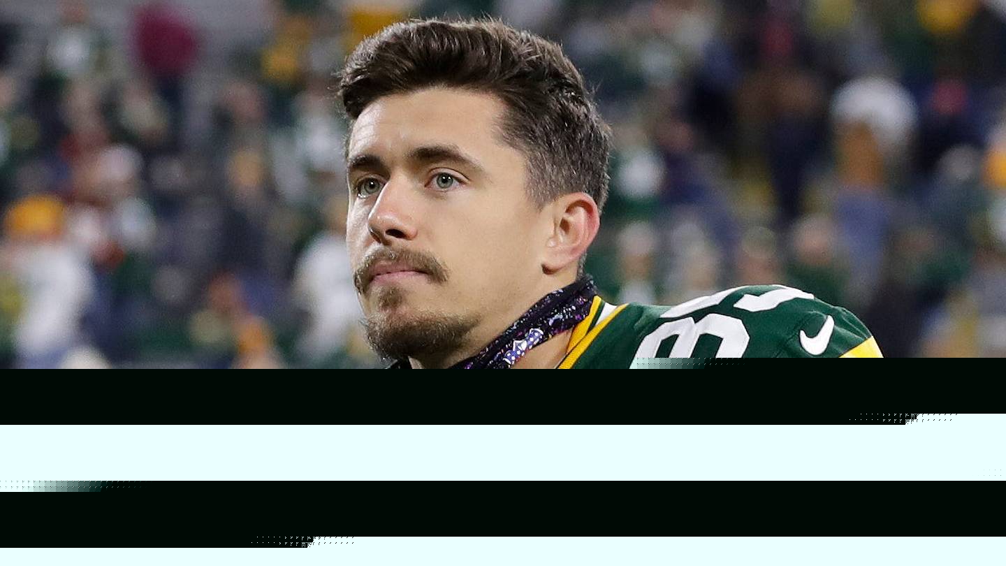 Packers just threw a head-scratching curveball into the kicking competition