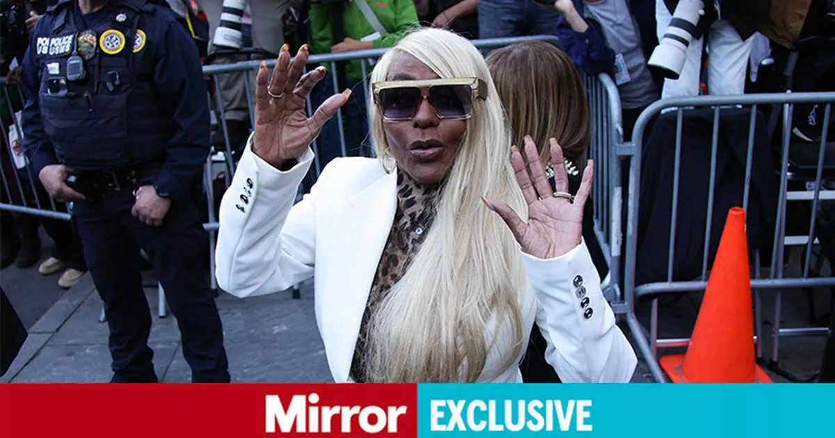 Diddy's mother puts on 'eye-catching display' at his sentencing